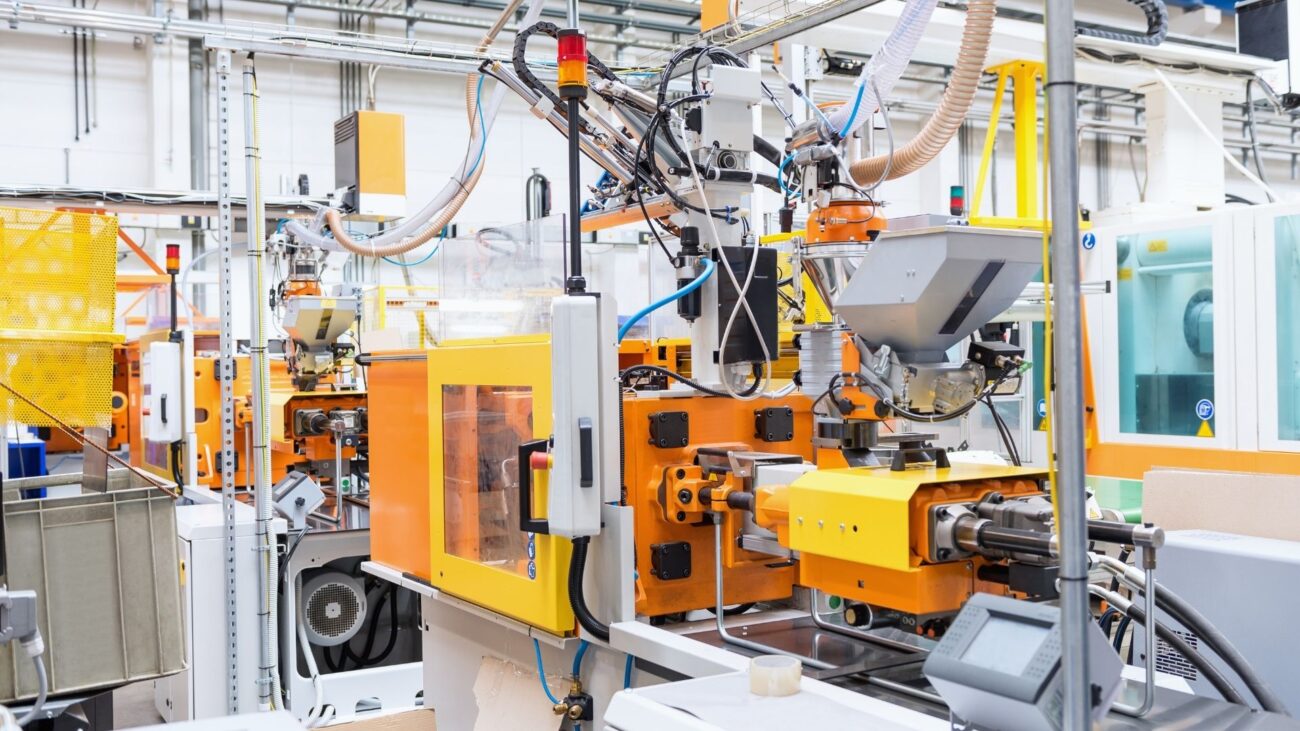Machines de moulage plastique abordables pour PME